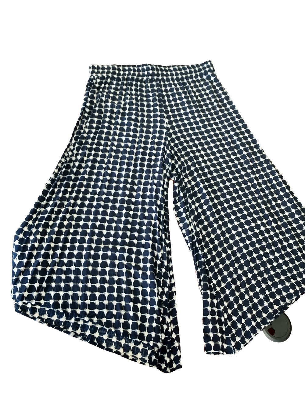 Navy and White Geometric Wide-Leg Capris